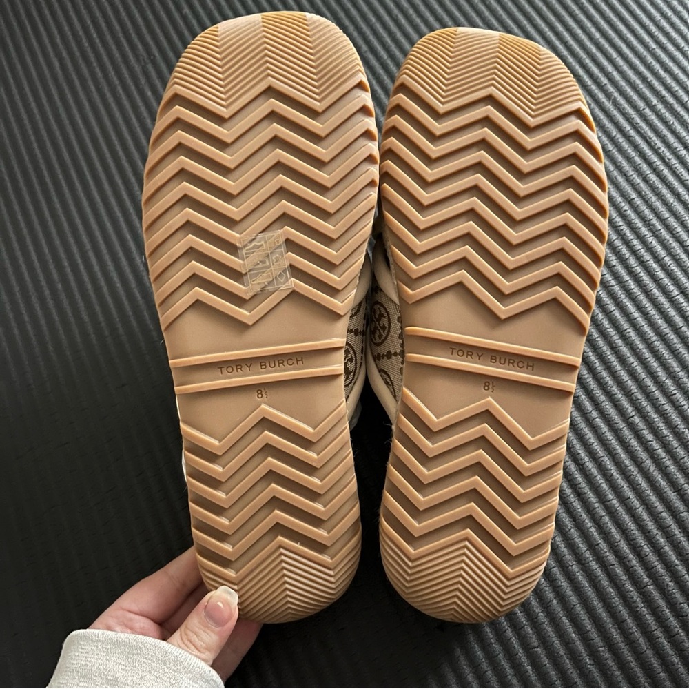 NWOT TORY BURCH T MONOGRAM CRISSCROSS ESPADRILLE SLIDES SIZE 8.5 - Picture 16 of 16